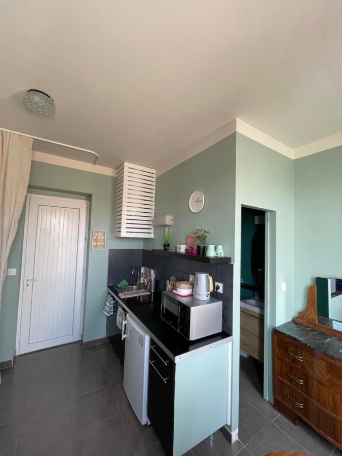 Les Terrasses, Charme Et Authenticite En Hyper Centre De Toulon, Ideal Pour Un Sejour Romantique Ou Escapade Urbaine Toulon