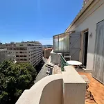 Les Terrasses, Charme Et Authenticite En Hyper Centre De Toulon, Ideal Pour Un Sejour Romantique Ou Une Escapade Urbaine
