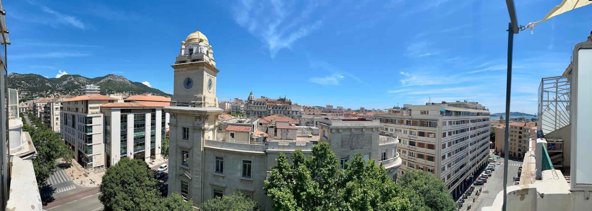 Les Terrasses: Romantic Charm In Toulon